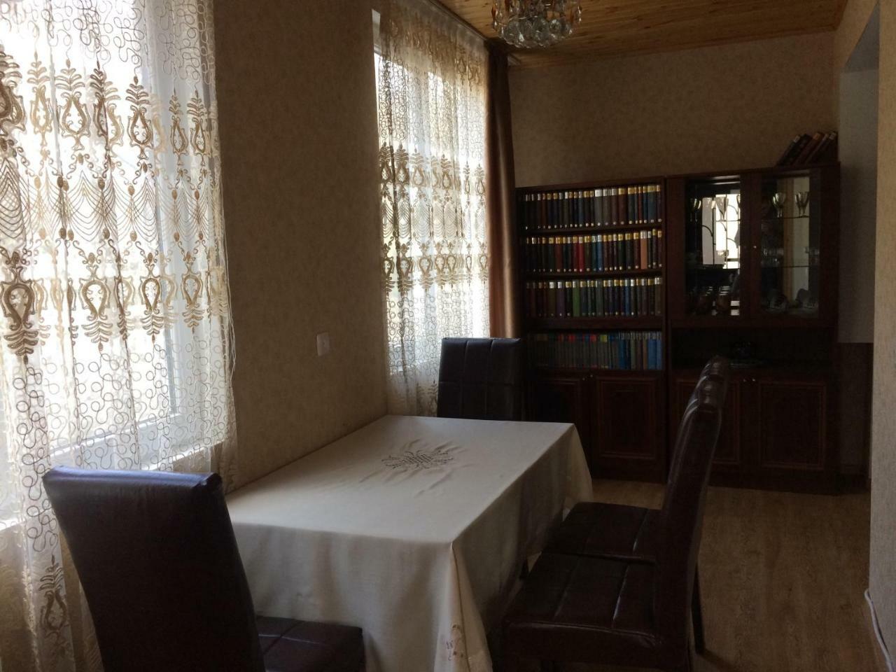 Four Seasons Apartment Szenaki Kültér fotó